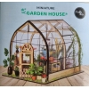 Drewniany model domku szklarnia 3D LED puzzle DIY