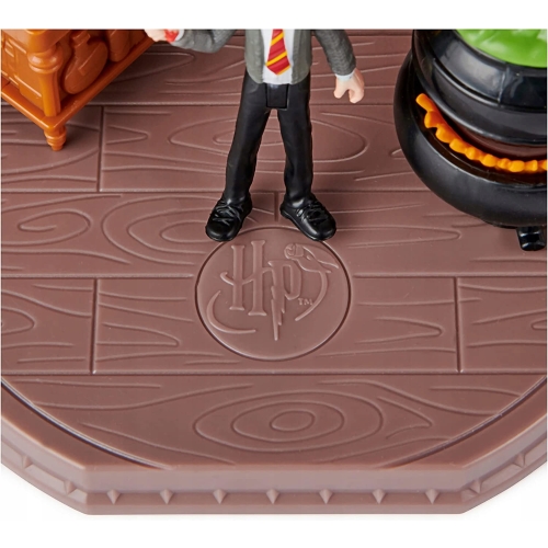 HARRY POTTER LEKCJA ELIKSIRÓW FIGURKA AKCESORIA